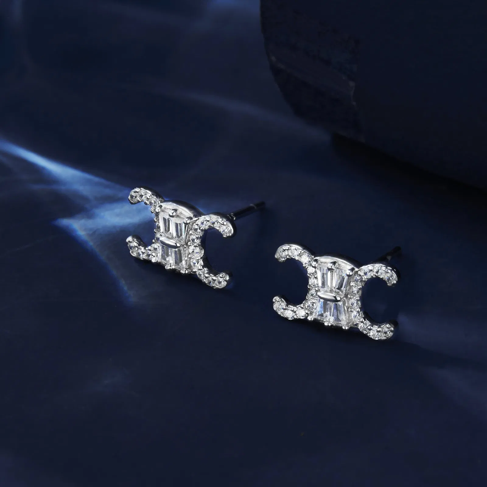 Fashion Earrings Gold Plating with Zirconia 925 Silver Stud Earring OEM Jewelry Factory