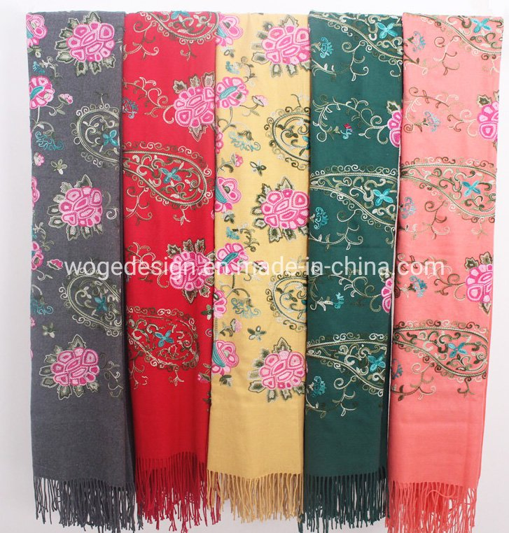 New Designer China Factory Vintage Women Cashmere Feeling Scarf Stole Winter Twill Boho Flower Embroidery Pashmina Shawl