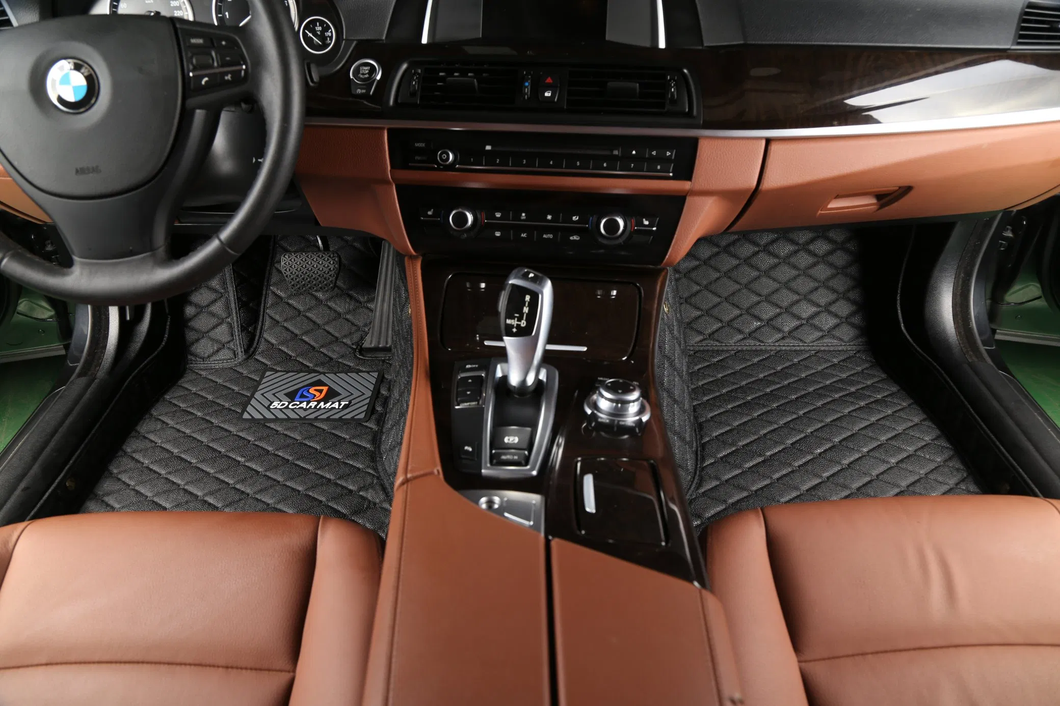 Car Accessories for Women Hand Sewing Factory Directly Sales Luxury Diamond Leather 6D Non Slip Car Mat New Car Accessories 2024