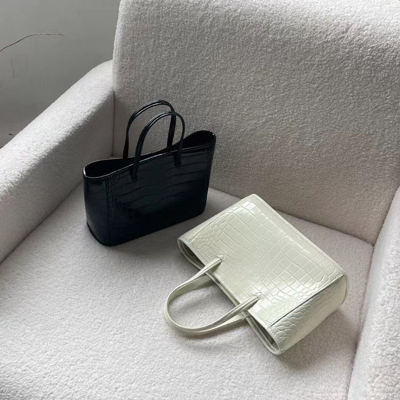 (V671) Light Luxury Alligator Leather Women's Stylish Commuter Tote