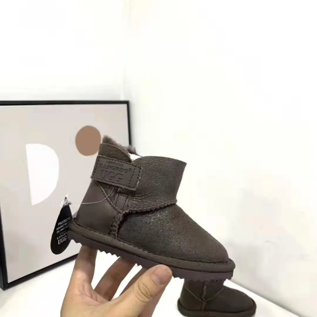 Wholesale Classic Winter Footwear for Leisure Time Women Style