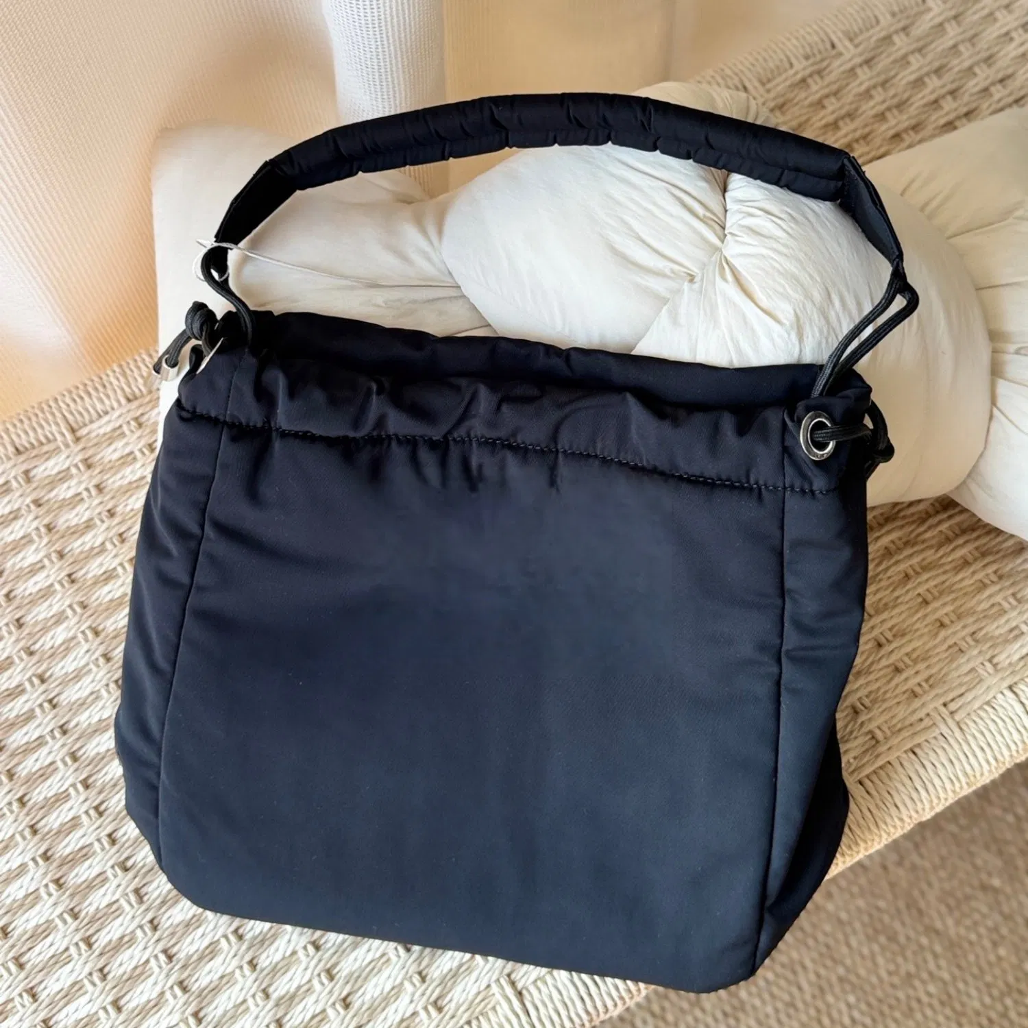 Nylon Drawstring Tote Bag Adjustable Strap Shoulder Handbag