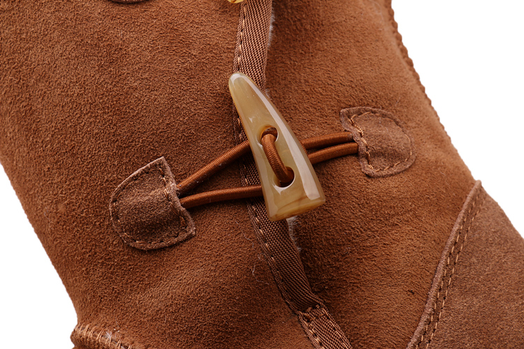 Factory Sale Genuine Sheepskin Winter Footwear for Leisure Time Men Style