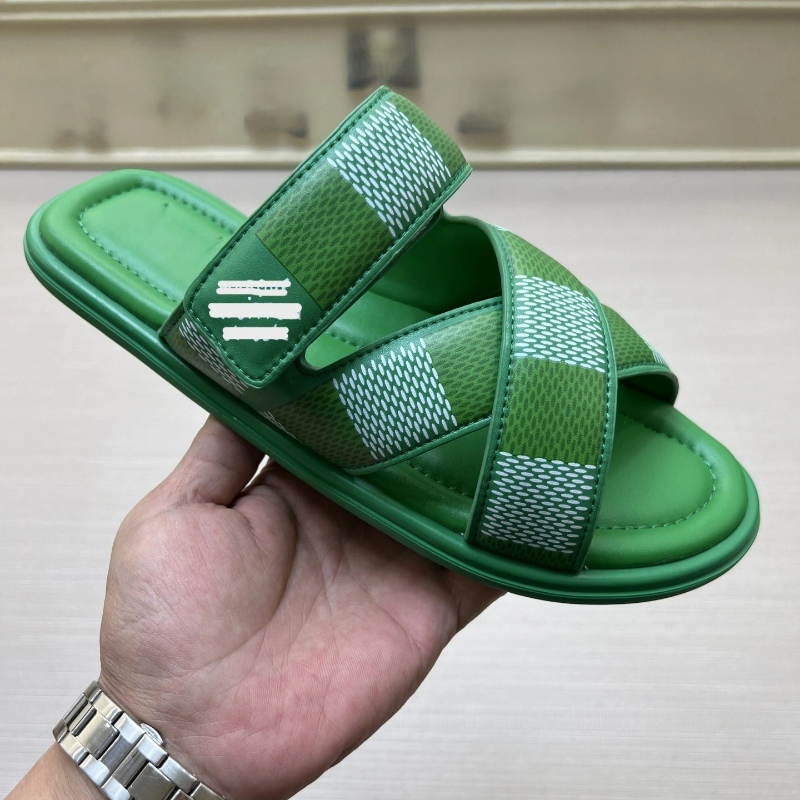 Chic Women Replica Footwear From Putian for Trendy Style