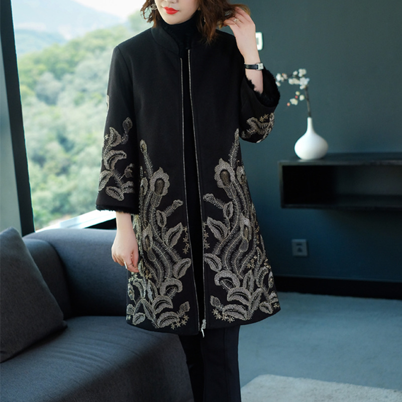 Women's Everyday Casual Denim Jacket Classic Trucker Style Soft Washed Women's Casual Outer Wear