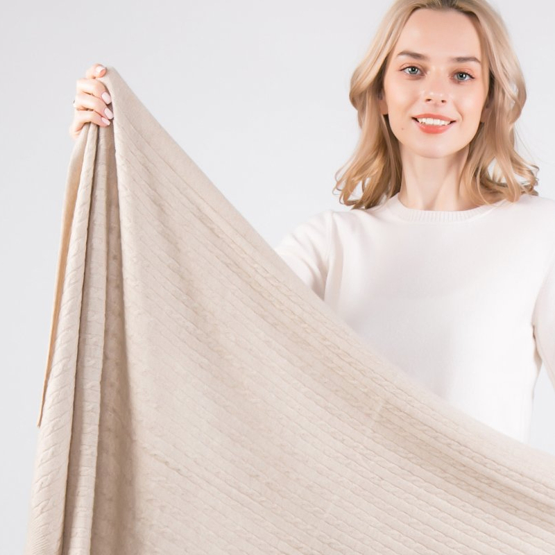 Women′ S Fashion Cable Knit Design Gorgeous 100% Cashmere Scarf Shawl