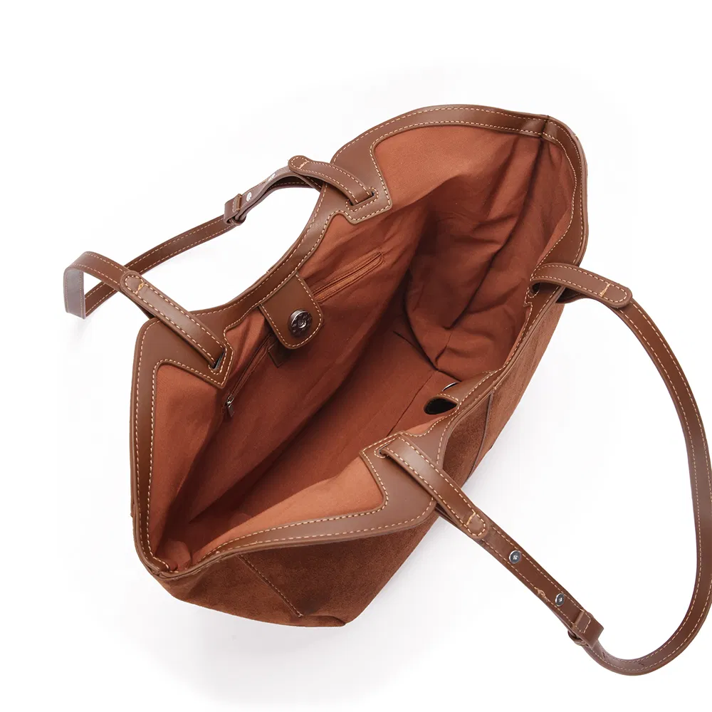 Shoulder Tote Photo 8