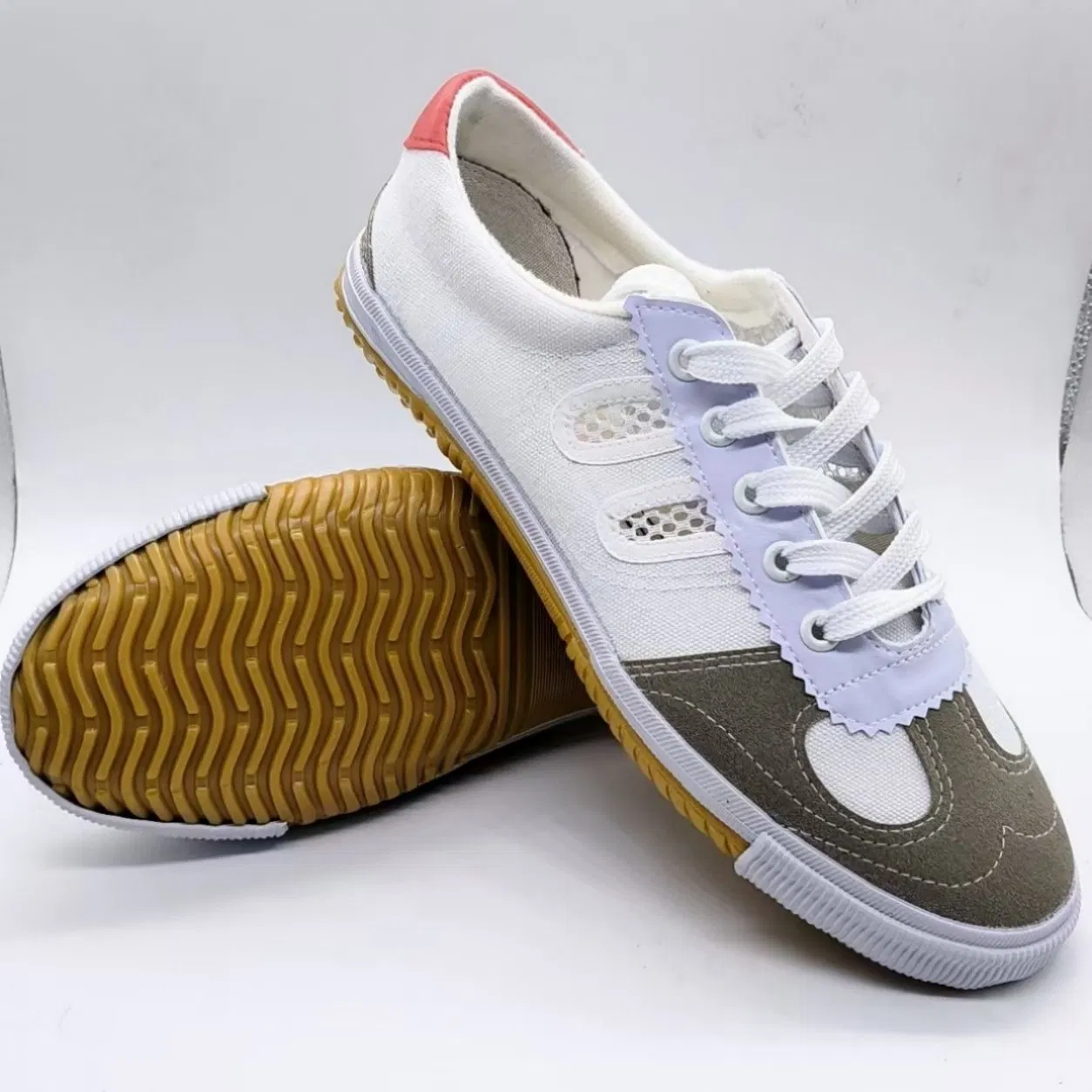 Customizable Athletic Footwear for Unique Style and Comfort