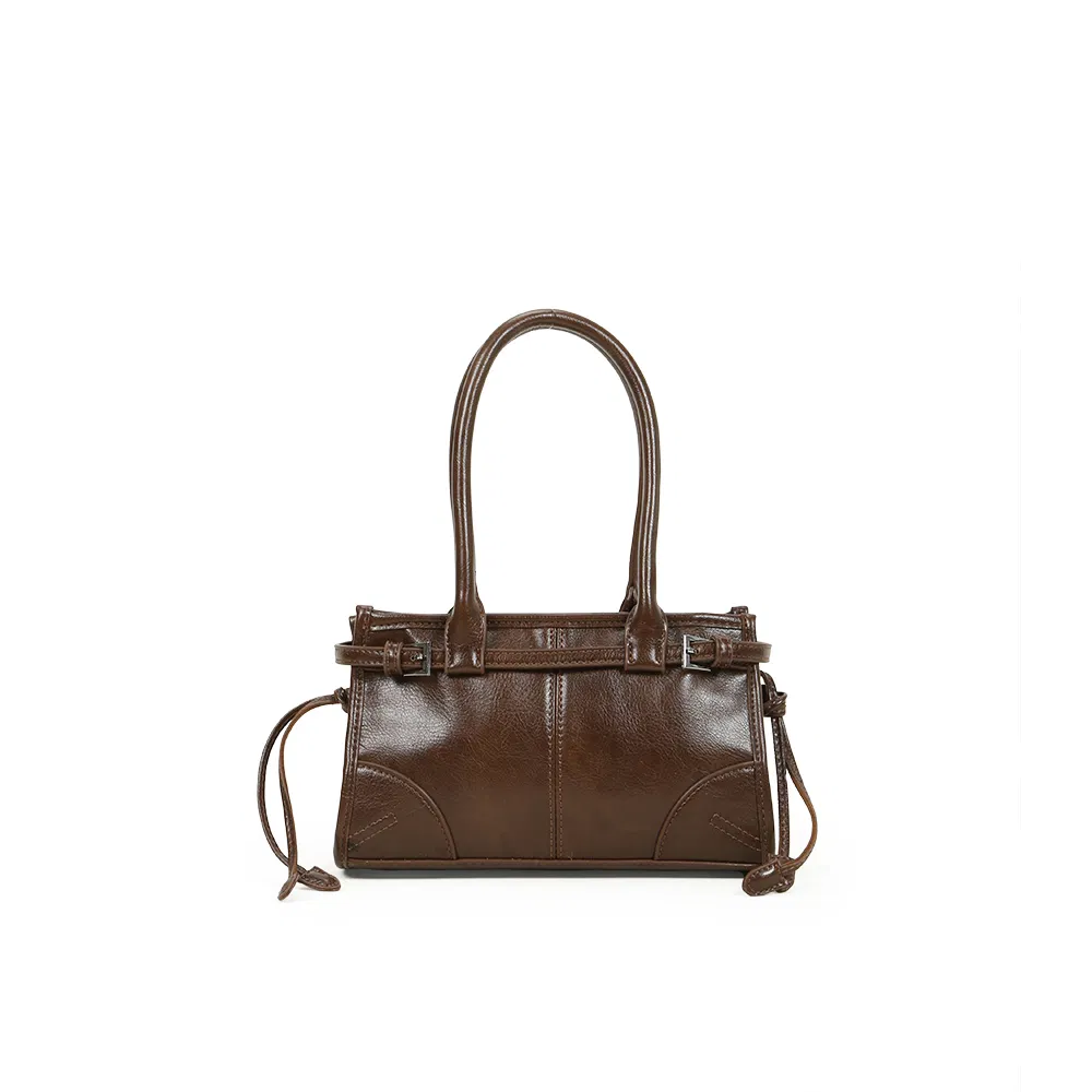 The New Boston Baguette Is a Lightweight, Luxury, Niche, High-End Armpit Commuter Tote