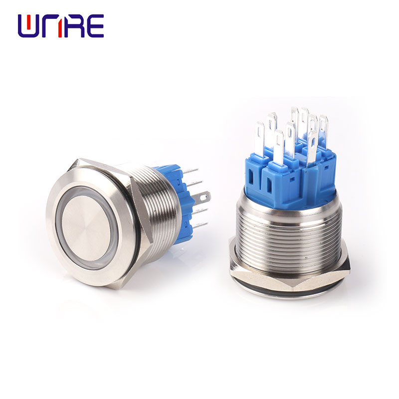China 25A double-knife ring type self-locking with lamp Factories, Companies