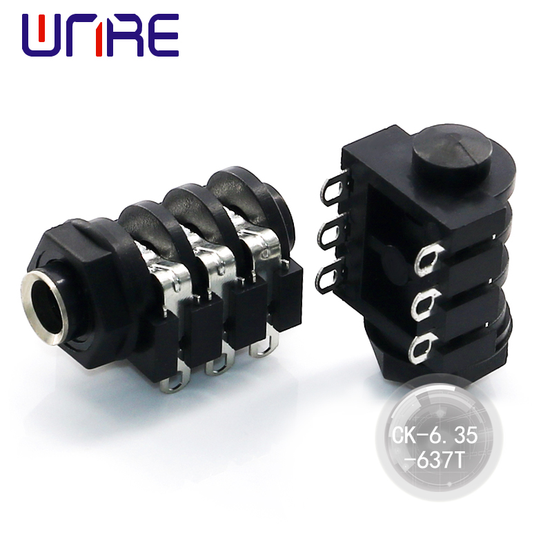 6-pin headphone socket