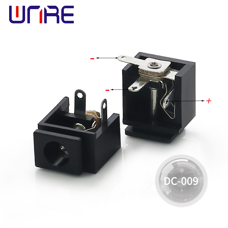 DC-009 Female Socket