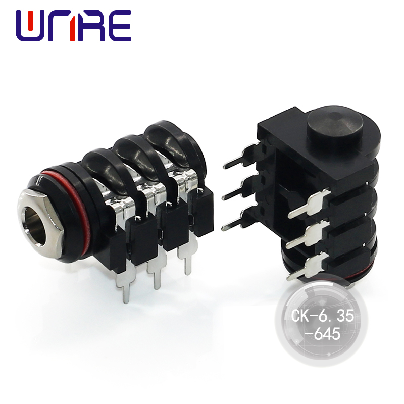 Headphone socket widely used for speaker connection