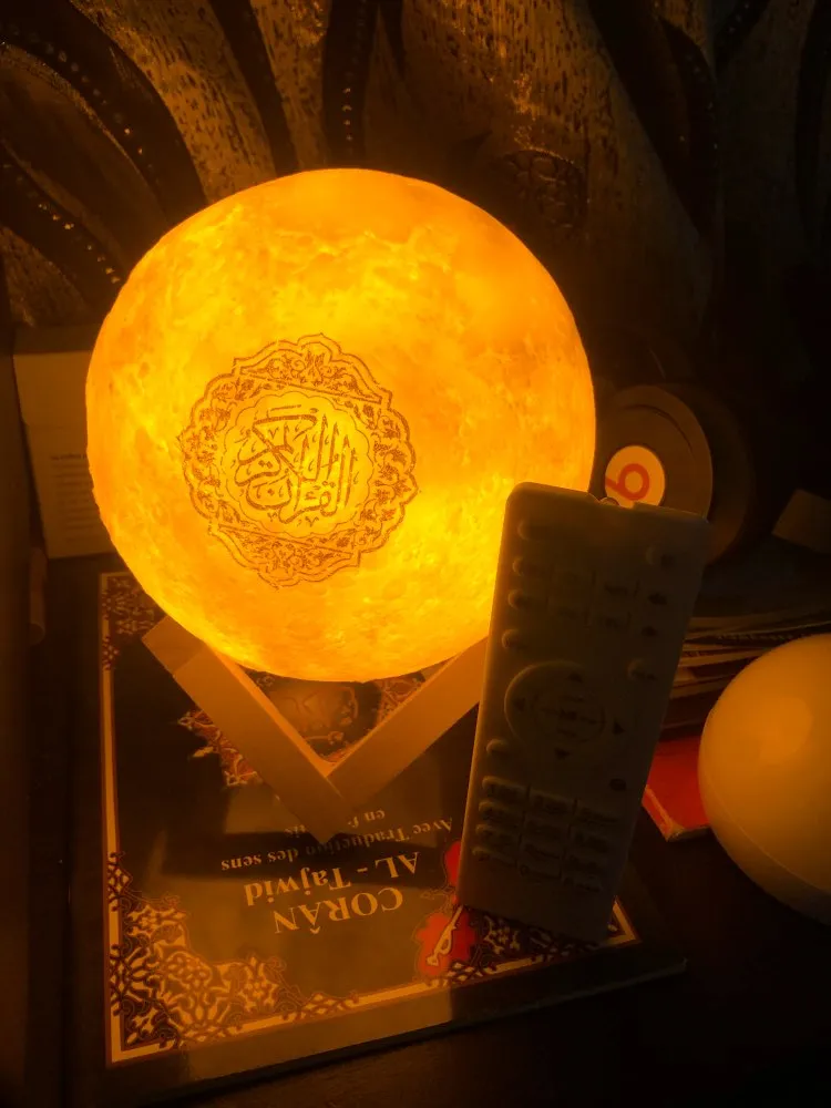 Professional Night Moon Light Quran Speaker