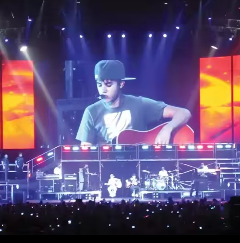 Outdoor Die-Casting Aluminum P2.6 P2.9 P3.9 LED Screen Display for Festival Celebrations,