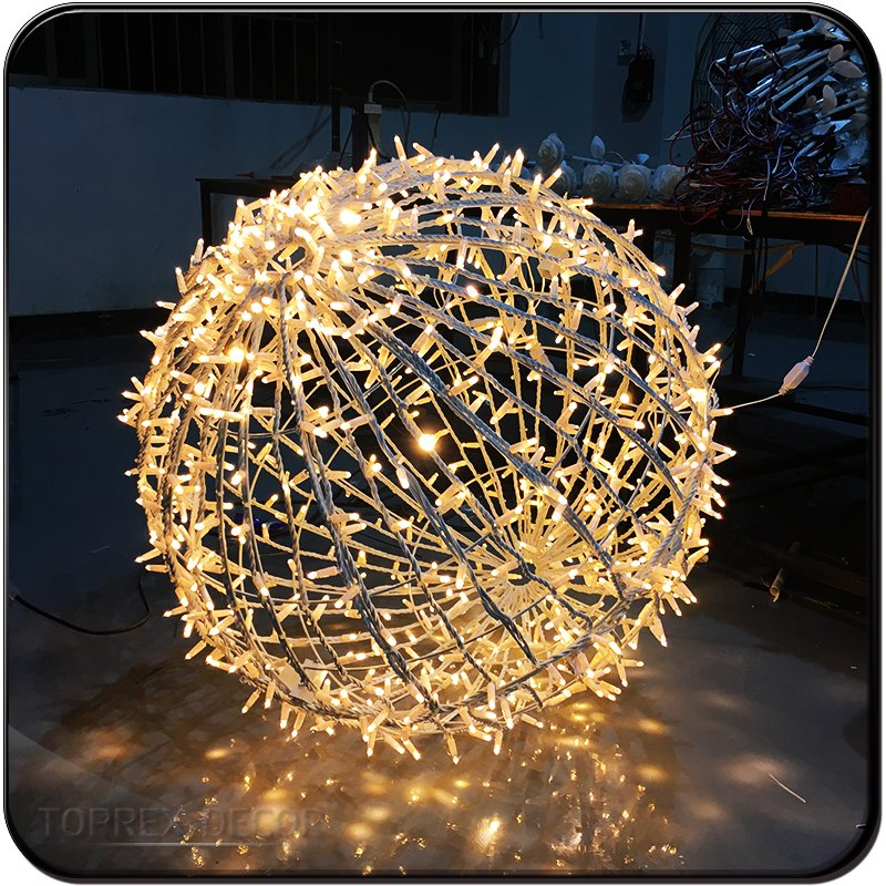 Toprex Holiday Christmas Outdoor Shopping Mall 3D LED Ball Motif Festival Decoration Light