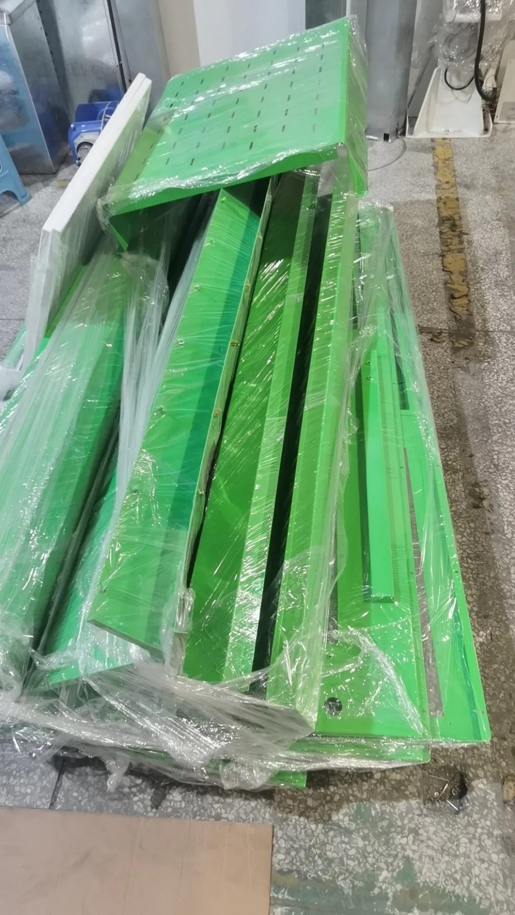 Solar Mobile Light Tower Automatic Lifting Emergency Elevating Solar Light for Commercial Plaza Lighting