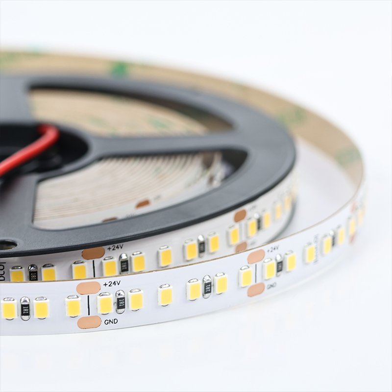 Super Bright 2200 3000 4000K Constant Current 2835 LED Strip with Long Life Strips Light with 24V Power Supply