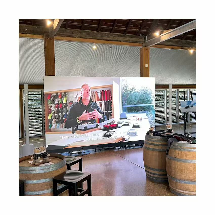 Indoor Outdoor Giant Stage Background LED Display for Music Festival