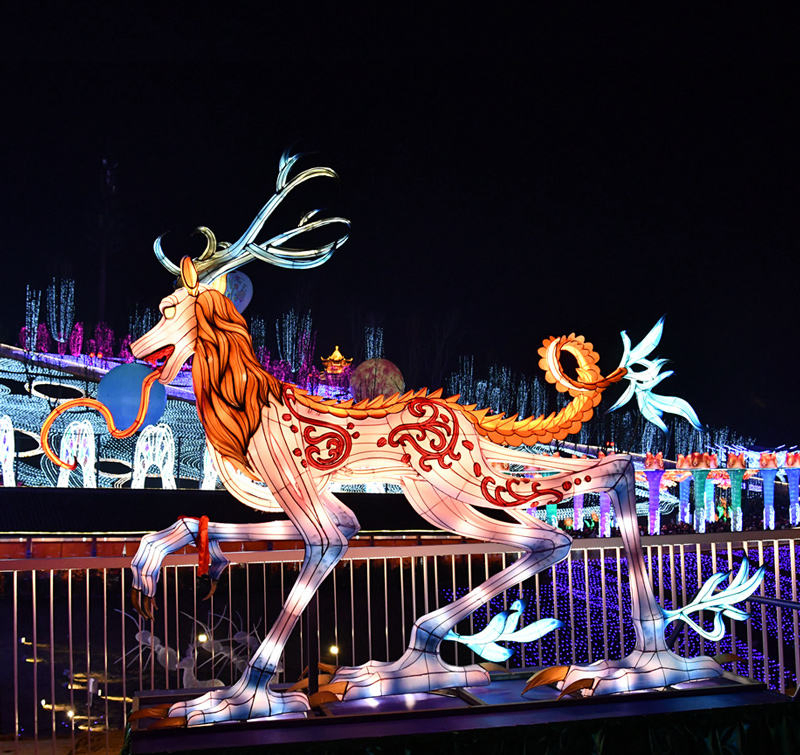 Chinese Motif Light Manufacturer Custom Festival Decoration Cartoon Theme Silk LED Animal Lanterns