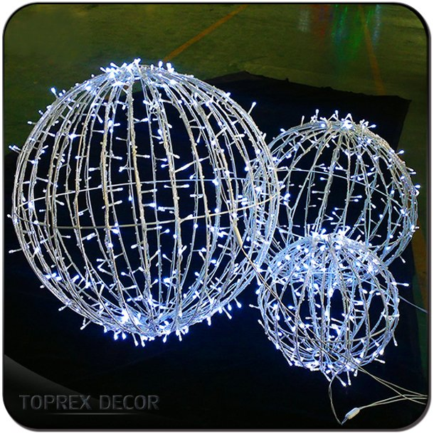 Toprex Holiday Christmas Outdoor Shopping Mall 3D LED Ball Motif Festival Decoration Light