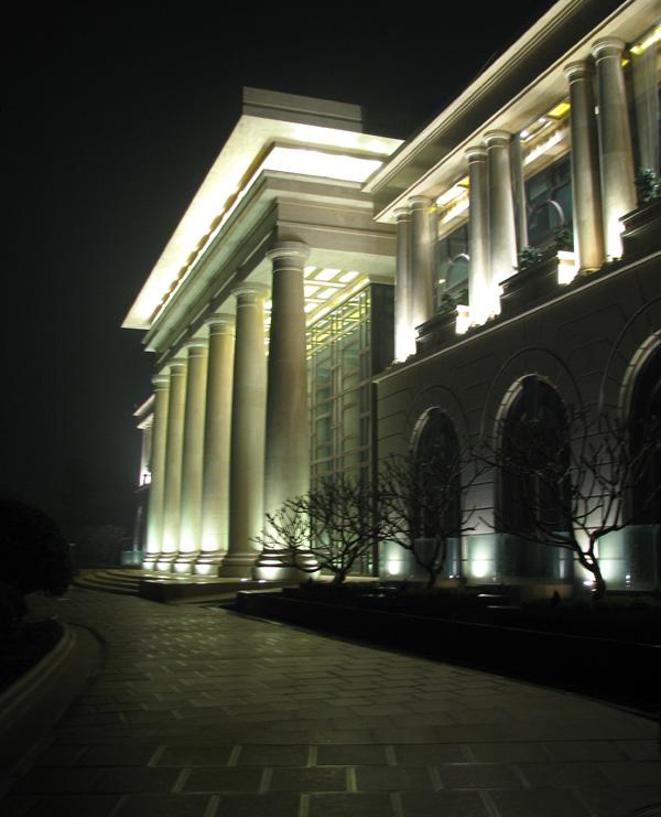 24W IP66 CE CREE LED Square Landscape Floodlight for Commercial Plaza