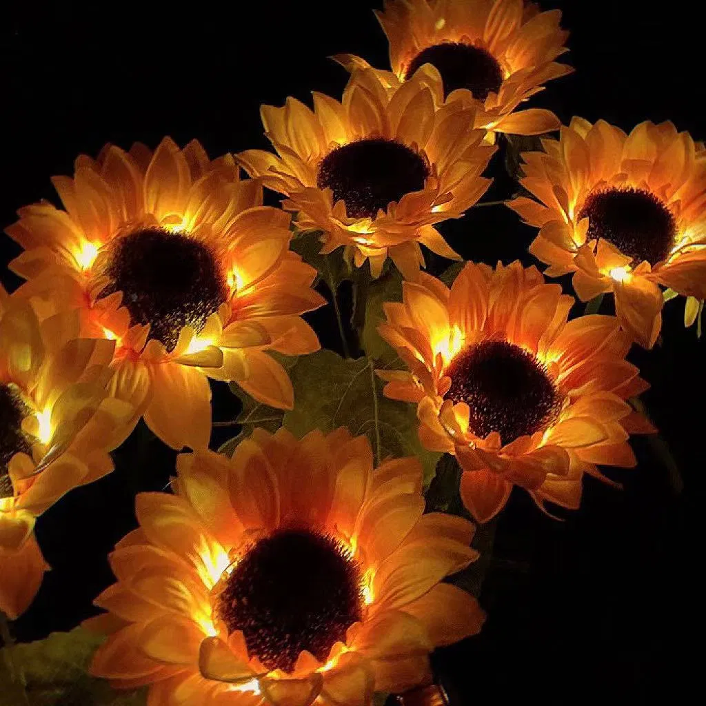 Outdoor Solar Powered LED Sunflower Garden Stake Lights for Landscape Lighting