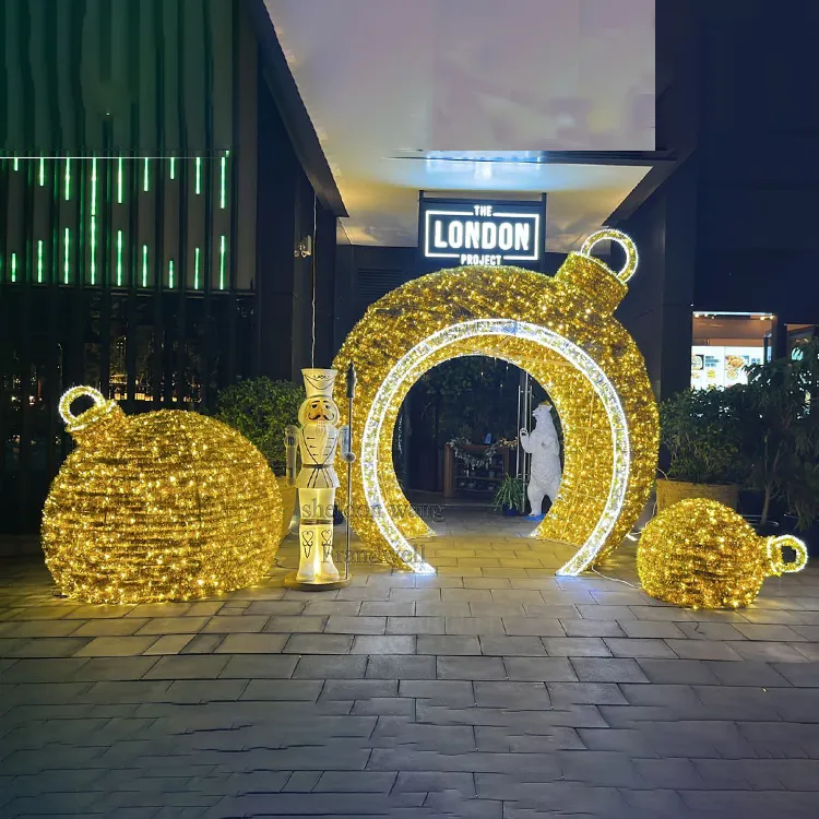 Durable Bauble Christmas Tunnel