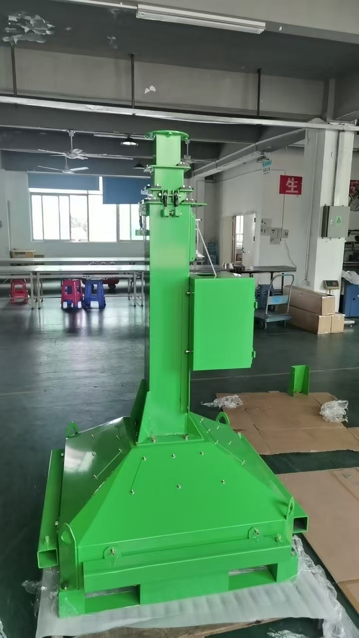 Solar Mobile Light Tower Automatic Lifting Emergency Elevating Solar Light for Commercial Plaza Lighting