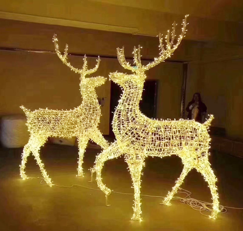 New Year Christmas Reindeer Light Holiday Festival Decoration LED Reindeer Sleigh Light LED Lights for Decoration String Deer