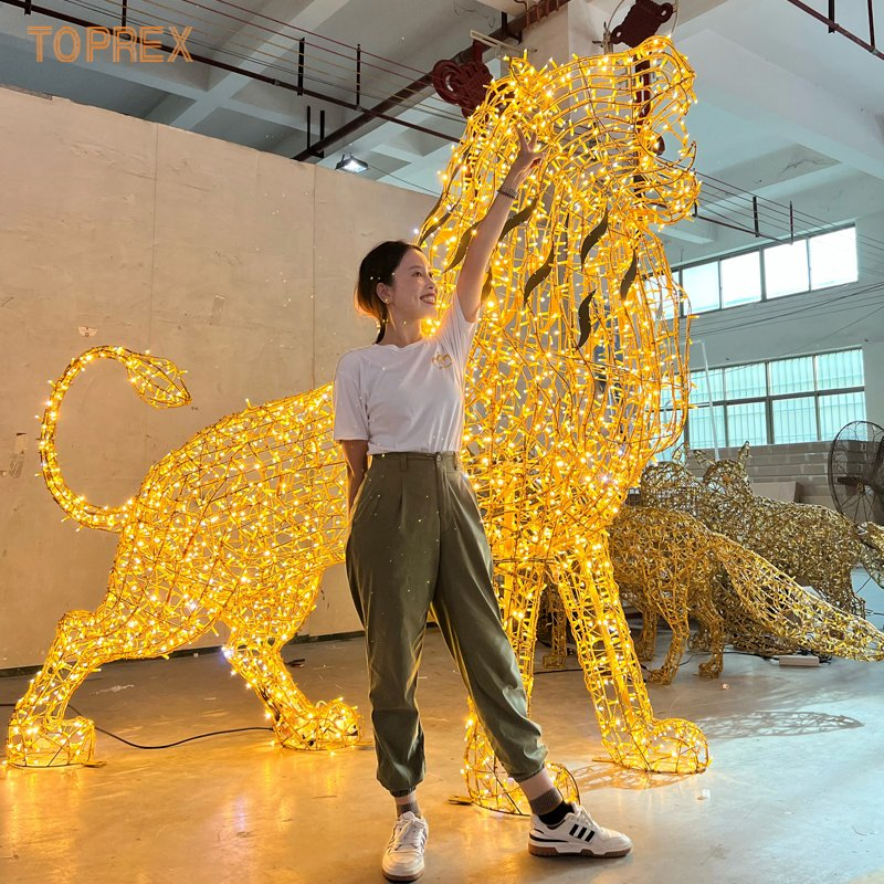 Christmas Decorations Outdoor Sculpture Ornament Modeling Lights Christmas Lion LED Motif LED Light