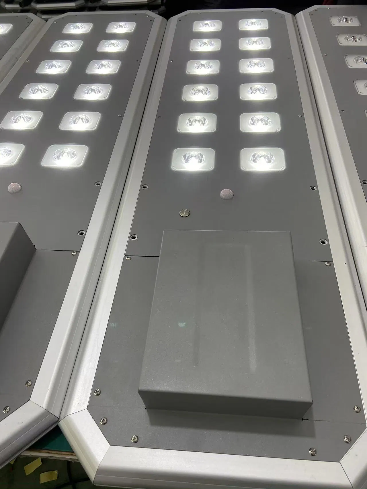 Stable Pole-Mounted Solar Street Light for Commercial Plaza