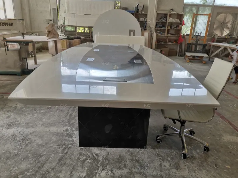 Side Viewing Craftsmanship