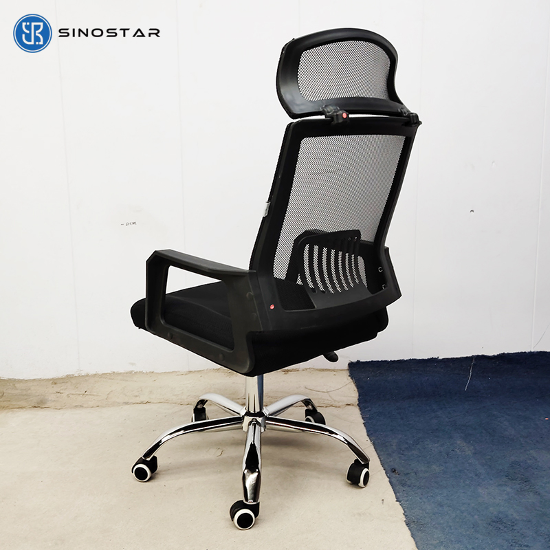 Managerial Office Swivel Chair Designed for Prolonged Sitting and Optimal Comfort