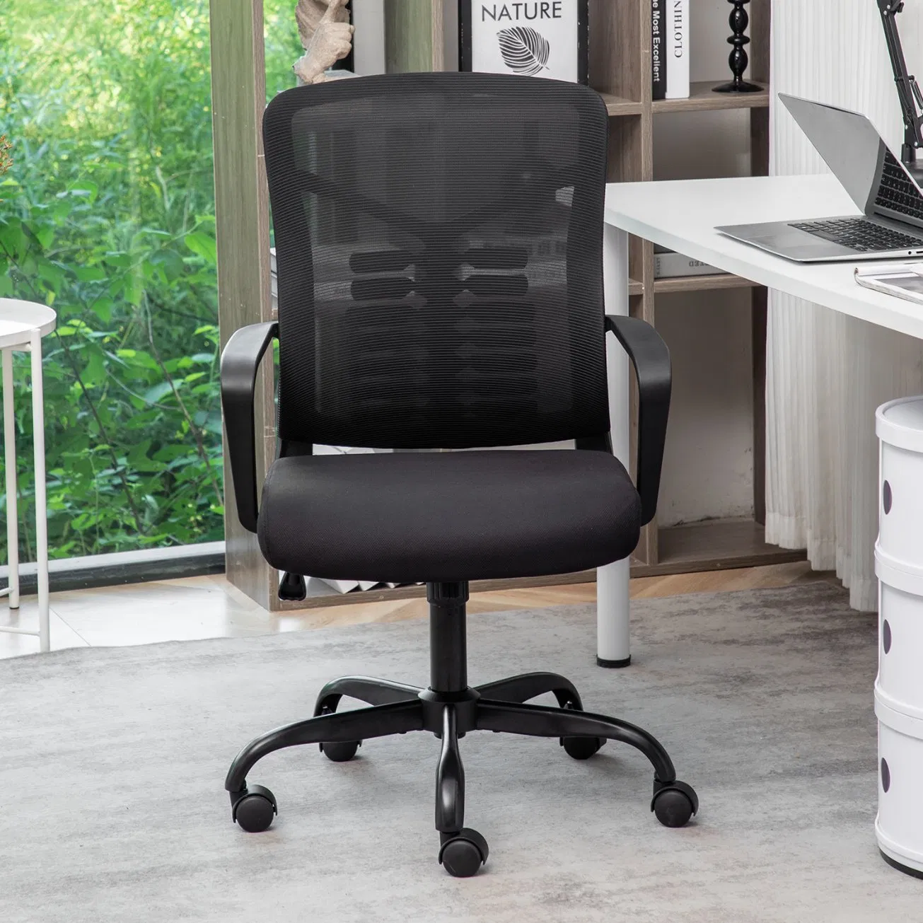 Black Color Swivel Computer Desk Mesh Chairs with Kd Base for Home and Office