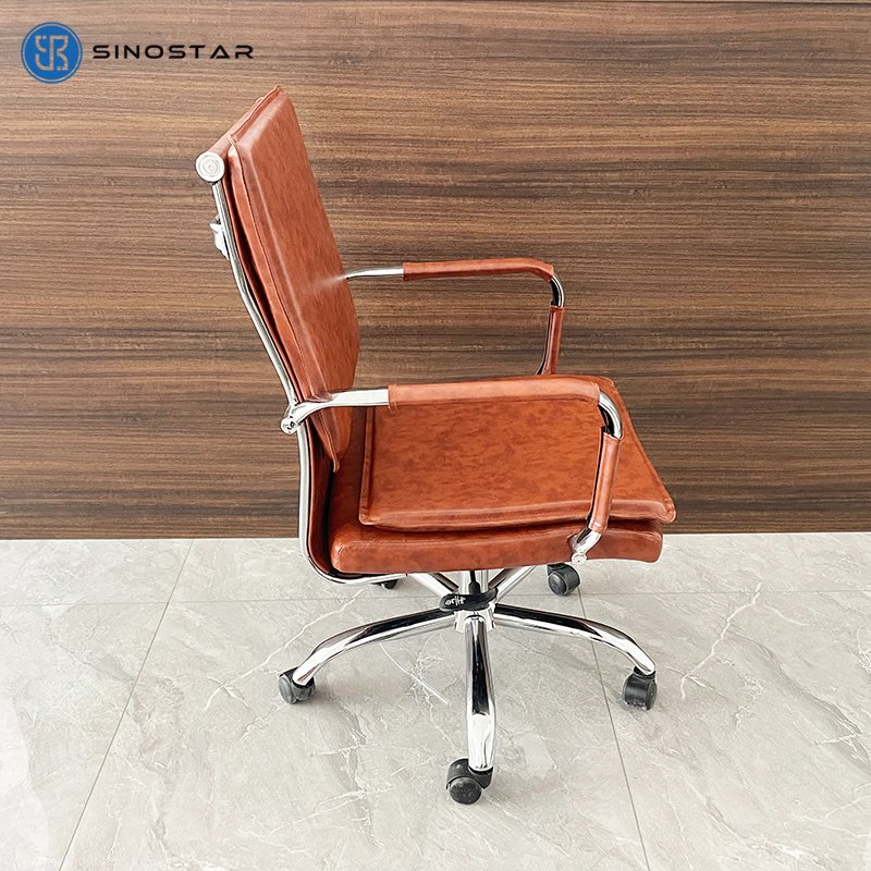Commercial-Grade Managerial Chair Featuring Premium Faux Leather Upholstery