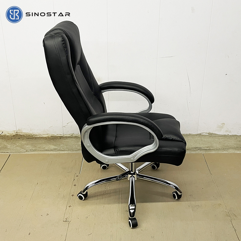 Managerial Office Chair Featuring Multi-Position Tilt and Fixed Armrests