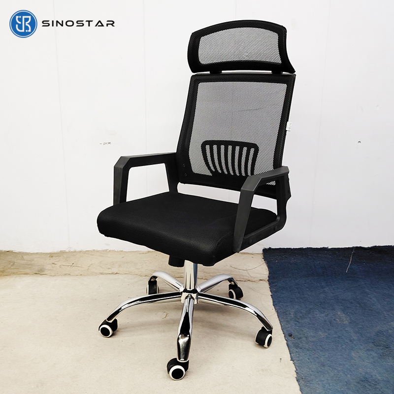 Managerial Office Swivel Chair Designed for Prolonged Sitting and Optimal Comfort