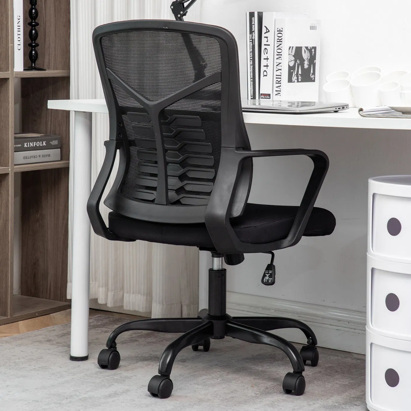 Black Color Swivel Computer Desk Mesh Chairs with Kd Base for Home and Office