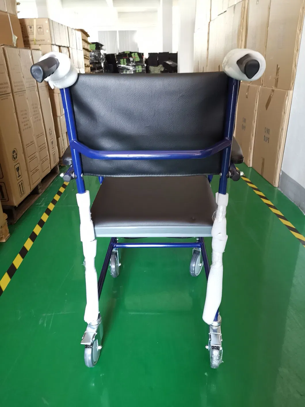 Commode Chair View 3