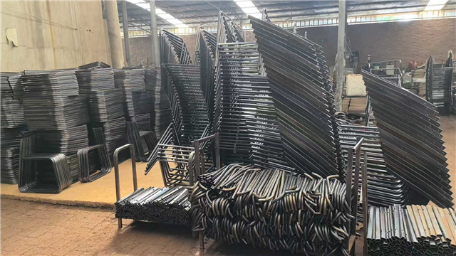 WorkX Chair factory - Semi-finished product assembly stage