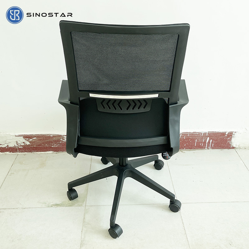 Commercial-Grade Adjustable Task Chair for Prolonged Office Use with Lumbar Support