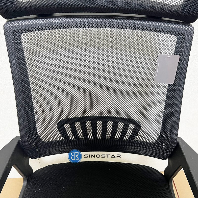 Managerial Office Swivel Chair Designed for Prolonged Sitting and Optimal Comfort