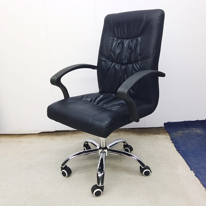 Managerial Swivel Chair in Black Featuring Adjustable Height and Durable Construction