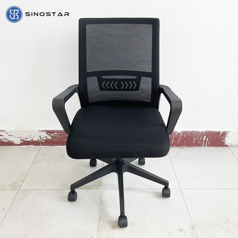 Commercial-Grade Adjustable Task Chair for Prolonged Office Use with Lumbar Support