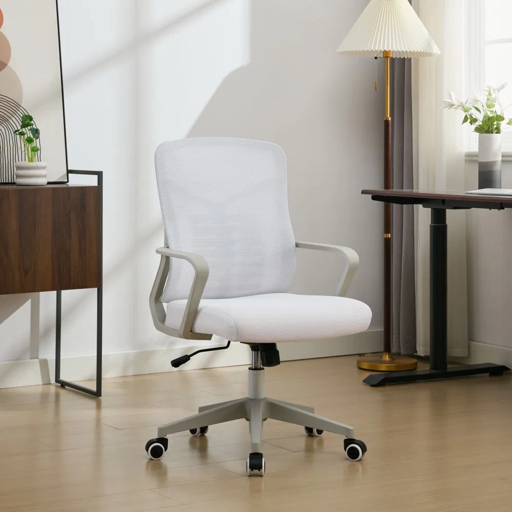 Hot Sale Modern Office Furniture Executive Ergonomic Swivel Adjustable Home Furniture Mesh Office Computer Desks Chair