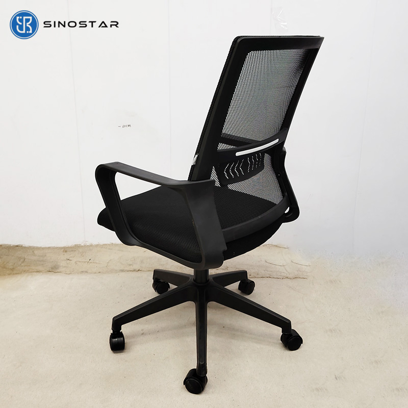 Commercial-Grade Adjustable Task Chair for Prolonged Office Use with Lumbar Support