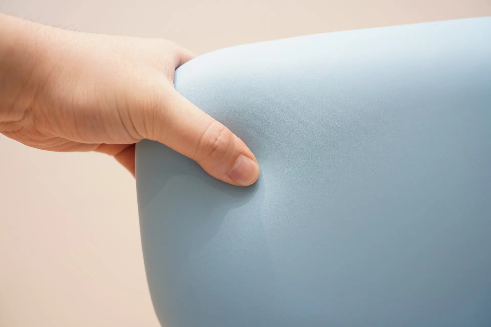 Ergonomic Computer Chair Detail 1