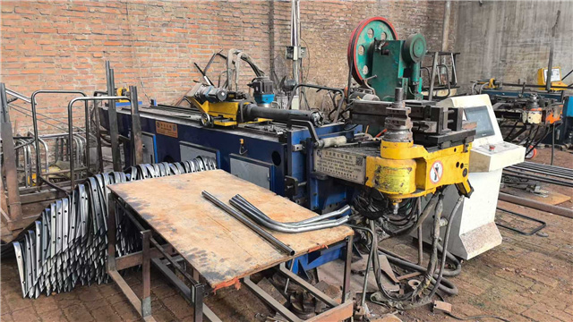 WorkX Chair factory - Automated bending production line