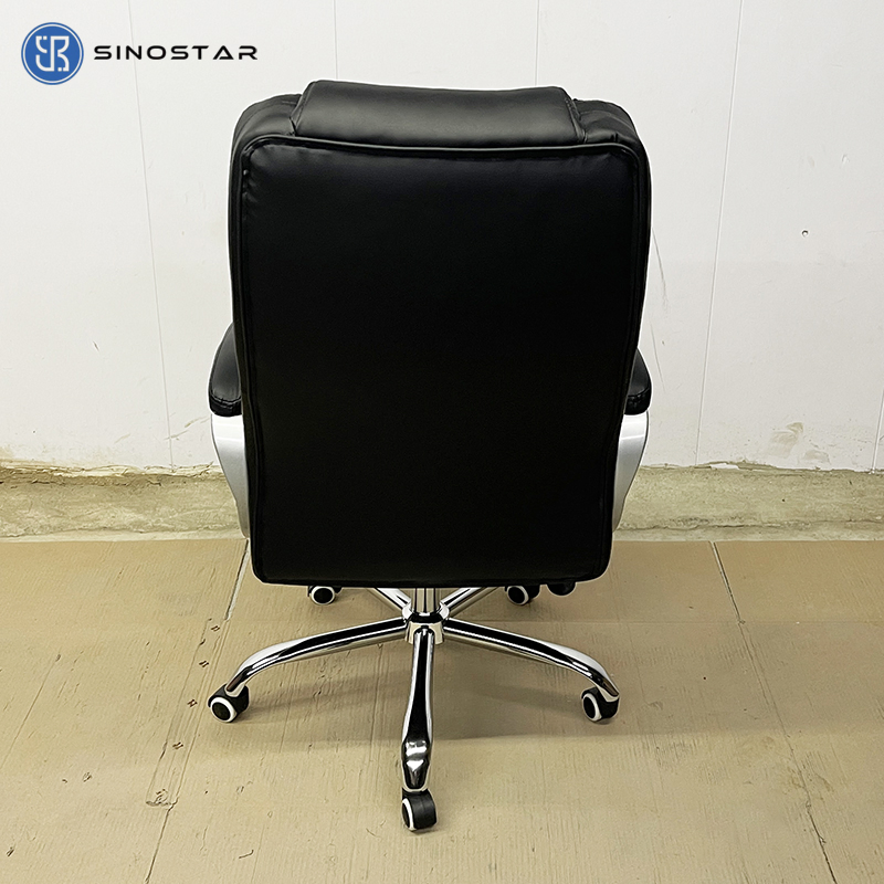 Managerial Office Chair Featuring Multi-Position Tilt and Fixed Armrests